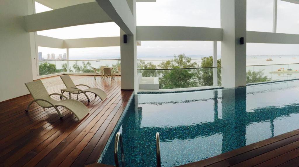 Sunrise Gurney Premium Executive City/Seafront Suite - Penang George Town Eksteriør bilde