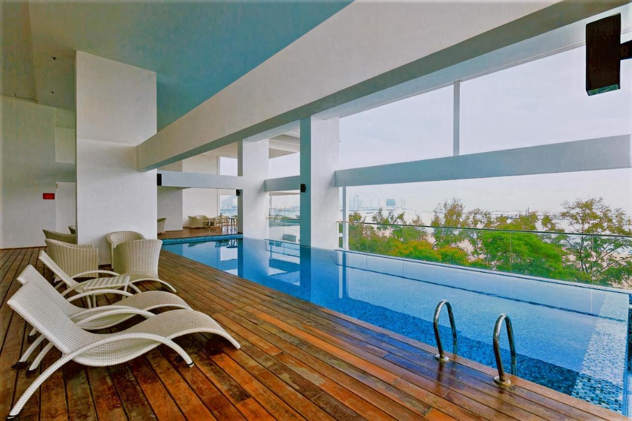 Sunrise Gurney Premium Executive City/Seafront Suite - Penang George Town Eksteriør bilde